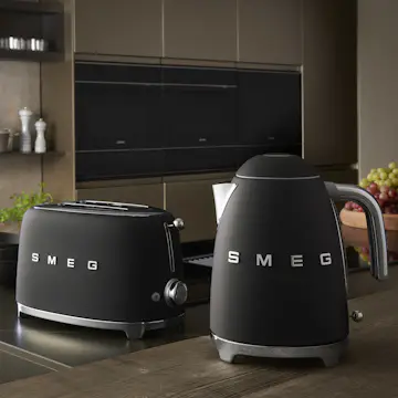 Vannkoker Smeg KLF03BLMEU Retrodesign Svart