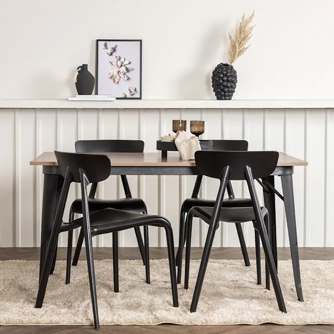 Spisegruppe Venture Home Tempe med 4 Ursholmen Stoler