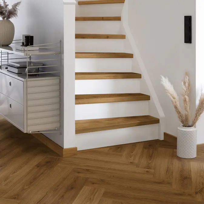 Vinylgulv Pergo Voxnan Pad Pro V4624 Caramel Valley Oak