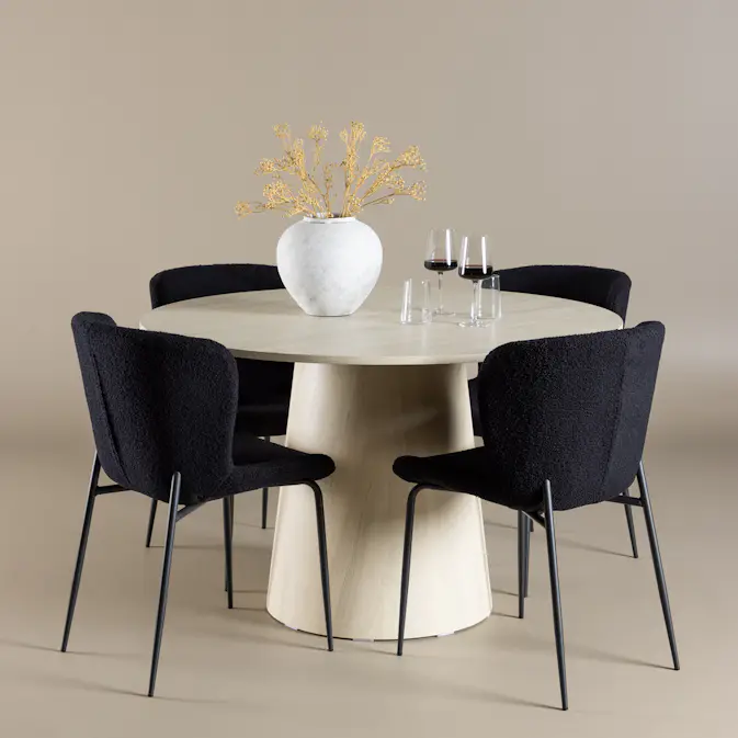 Spisegruppe Venture Home Lanzo Ø120 med 4 stk Modesto Stoler