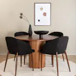 Spisegruppe Venture Home med Bianca Spisebord og 4 Archie Spisestoler