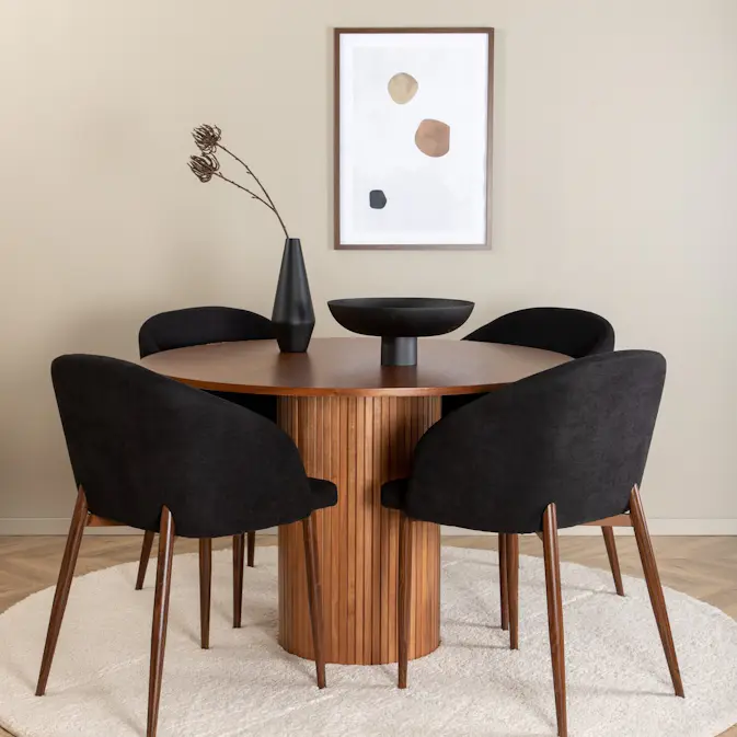 Spisegruppe Venture Home med Bianca Spisebord og 4 Archie Spisestoler