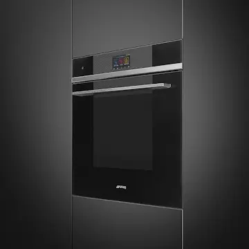 Ovn Smeg SOP6104S2PB3