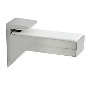 Hylleknekt Beslag Design Kalabrone