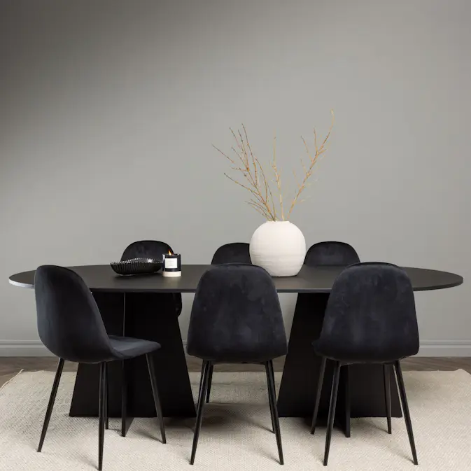 Spisegruppe Venture Home Bootcut Oval med 6 Polar Fløyel Stoler