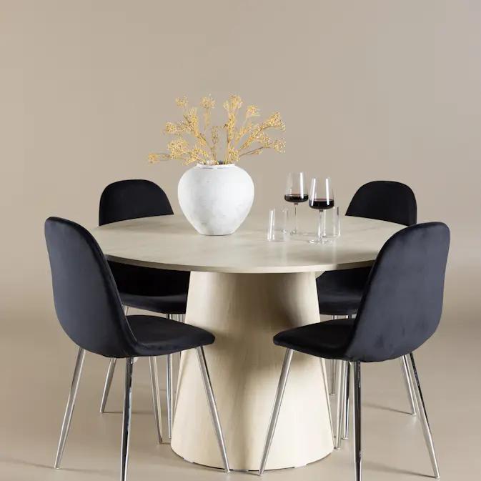 Spisegruppe Venture Home Lanzo Ø120 med 4 stk Polar Stoler Fløyel