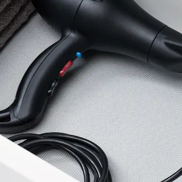 Antisklimatte Korsbakken for Benkeskap