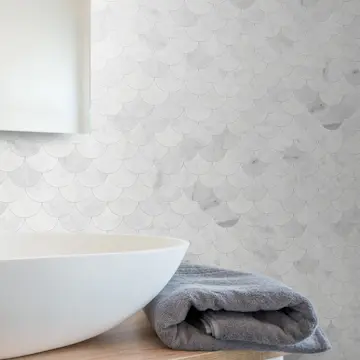 Marmor Arredo Carrara Fishtail Hvit 5x7 cm Polert