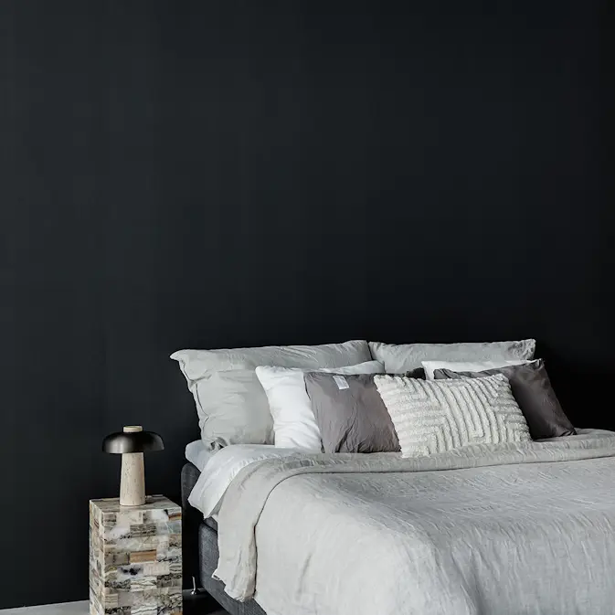 Designpanel Wood on wall Ek Svartbrunlackad