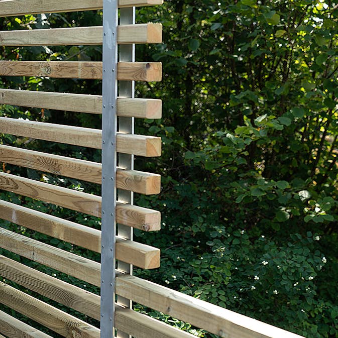 Gjerdestolpe Skotte Garden Arkad Lang