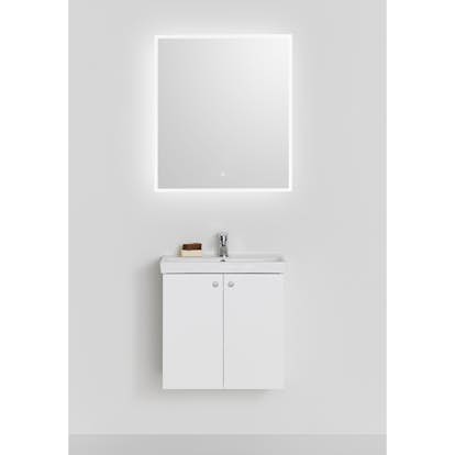 Möbelpaket Hafa Neat 550 med Luckor och Spegel Store Square LED