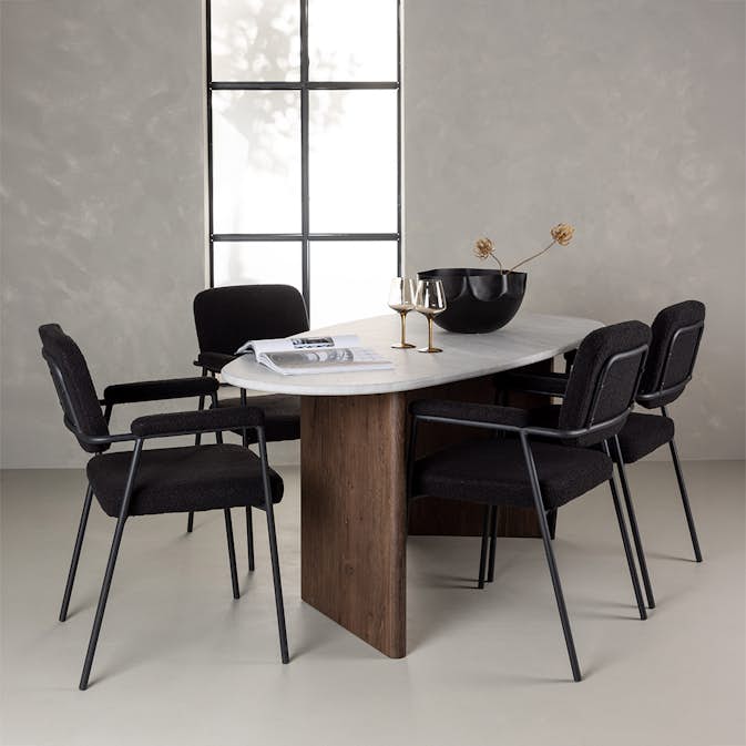 Spisegruppe Venture Home Grönvik med 4 Yesterday Stoler