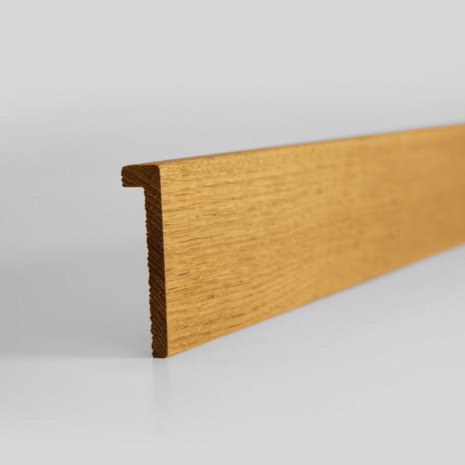 Trapperenovering Herrljunga Ledstångsfabrik Ubehandlet Eik Bakkantlist