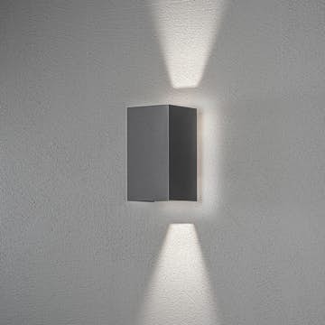 Vegglampe Gnosjö Konstsmide Cremona Opp/Ned/Bak 3X3W Høyeffekt LED