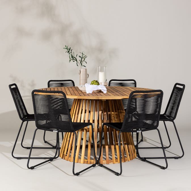 Hagegruppe Venture Home Tucumán med 6 Lindos Stoler