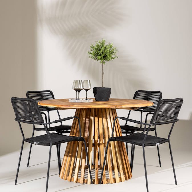 Hagegruppe Venture Home Lumpur med 4 Lindos Lenestoler