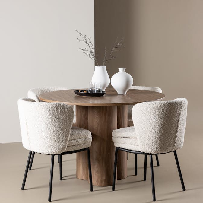 Spisegruppe Venture Home Olivia Ø110 med 4 stk Agnes Stoler