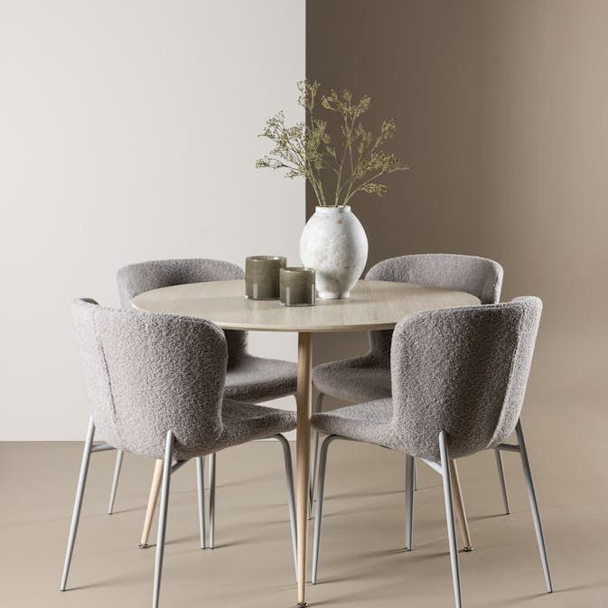 Spisegruppe Venture Home Plaza Ø100 med 4 stk Modesto Stoler