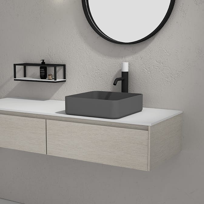 Servant Bathlife Stark