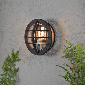 Vegglampe Gnosjö Konstsmide Oden E27 Stikkontakt