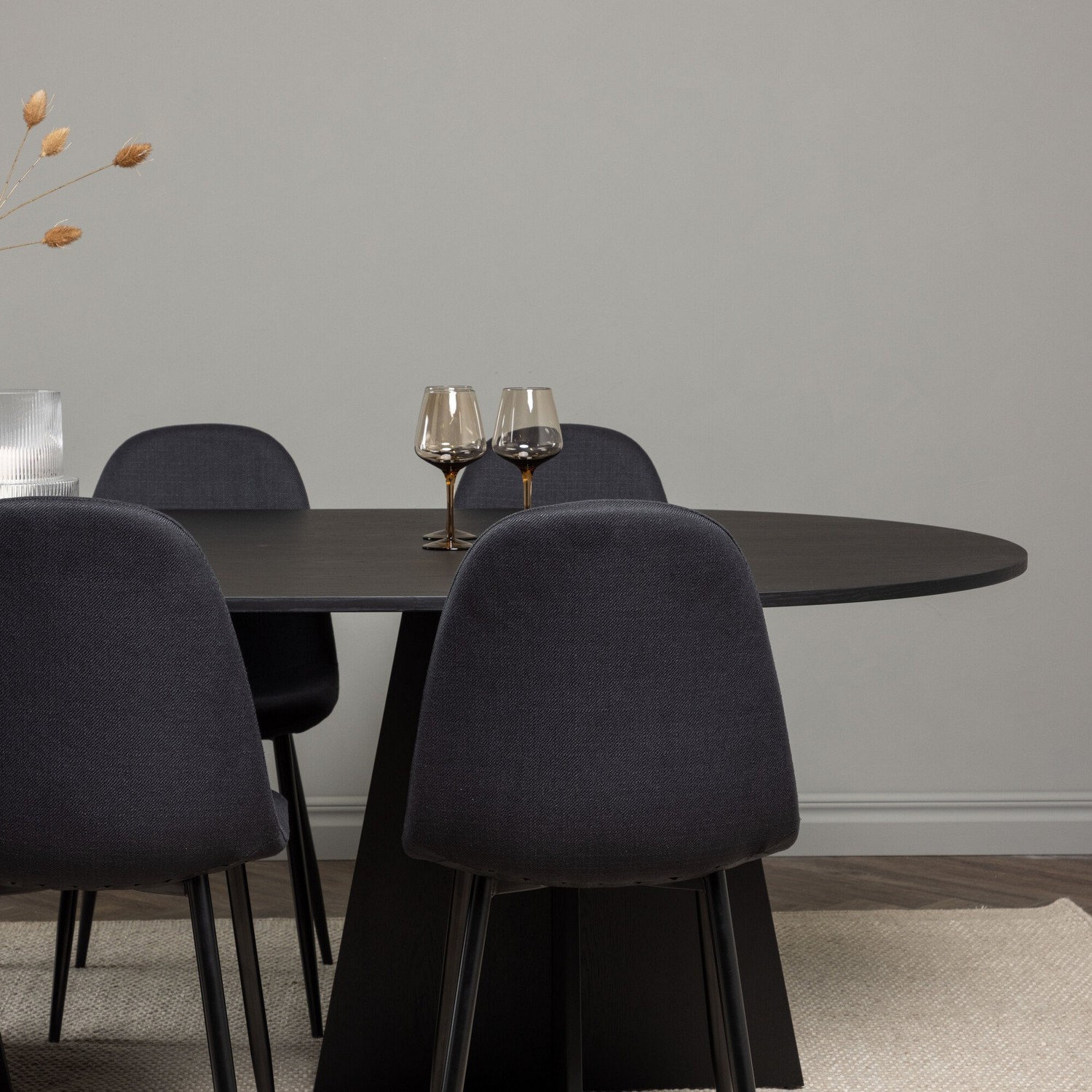 Spisegruppe Venture Home Bootcut Oval med 6 Polar Stoler