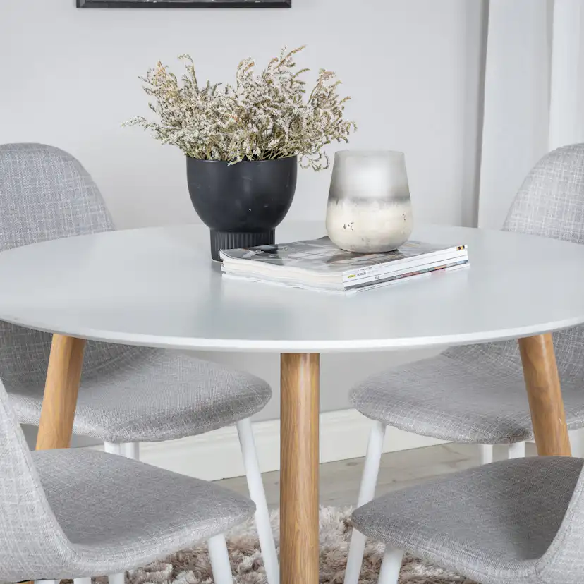 Spisegruppe Venture Home Plaza med 4stk Polar Stoler