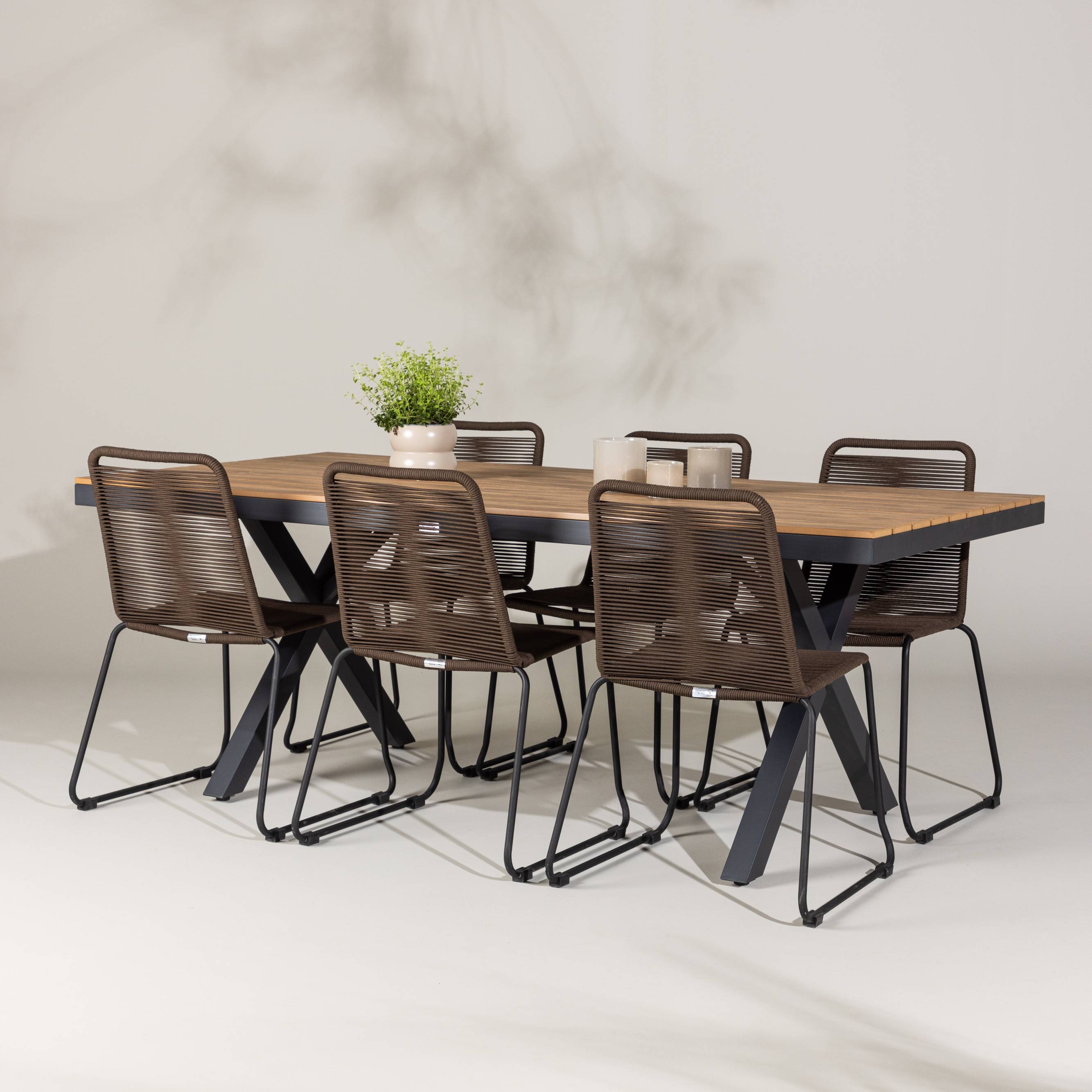 Hagegruppe Venture Home Garcia med 6 Lindos Stoler
