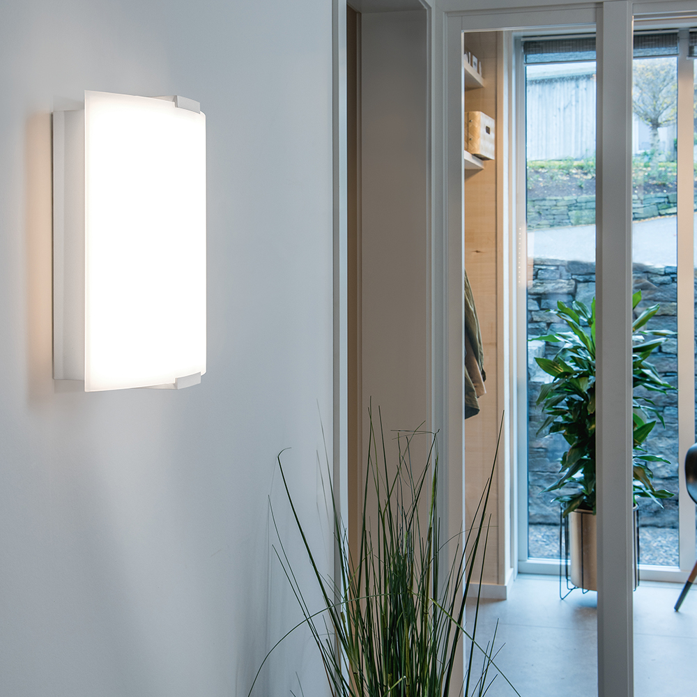Veggarmatur SG ARMATUREN Safir 8W IP44 LED