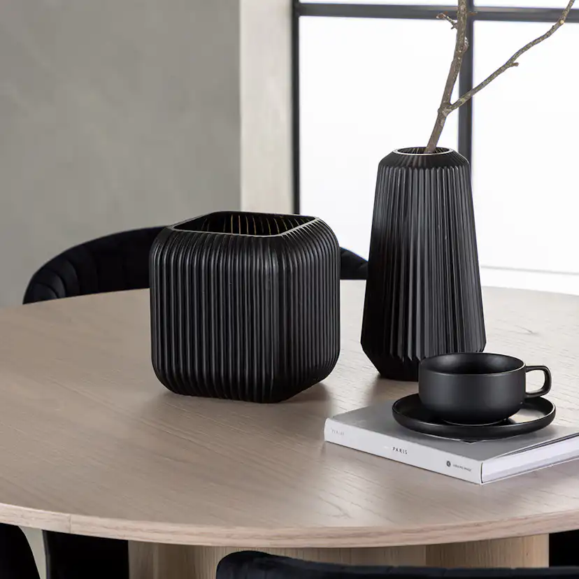 Spisegruppe Venture Home Olivia Ø110 cm med 4 stk Selma Stoler