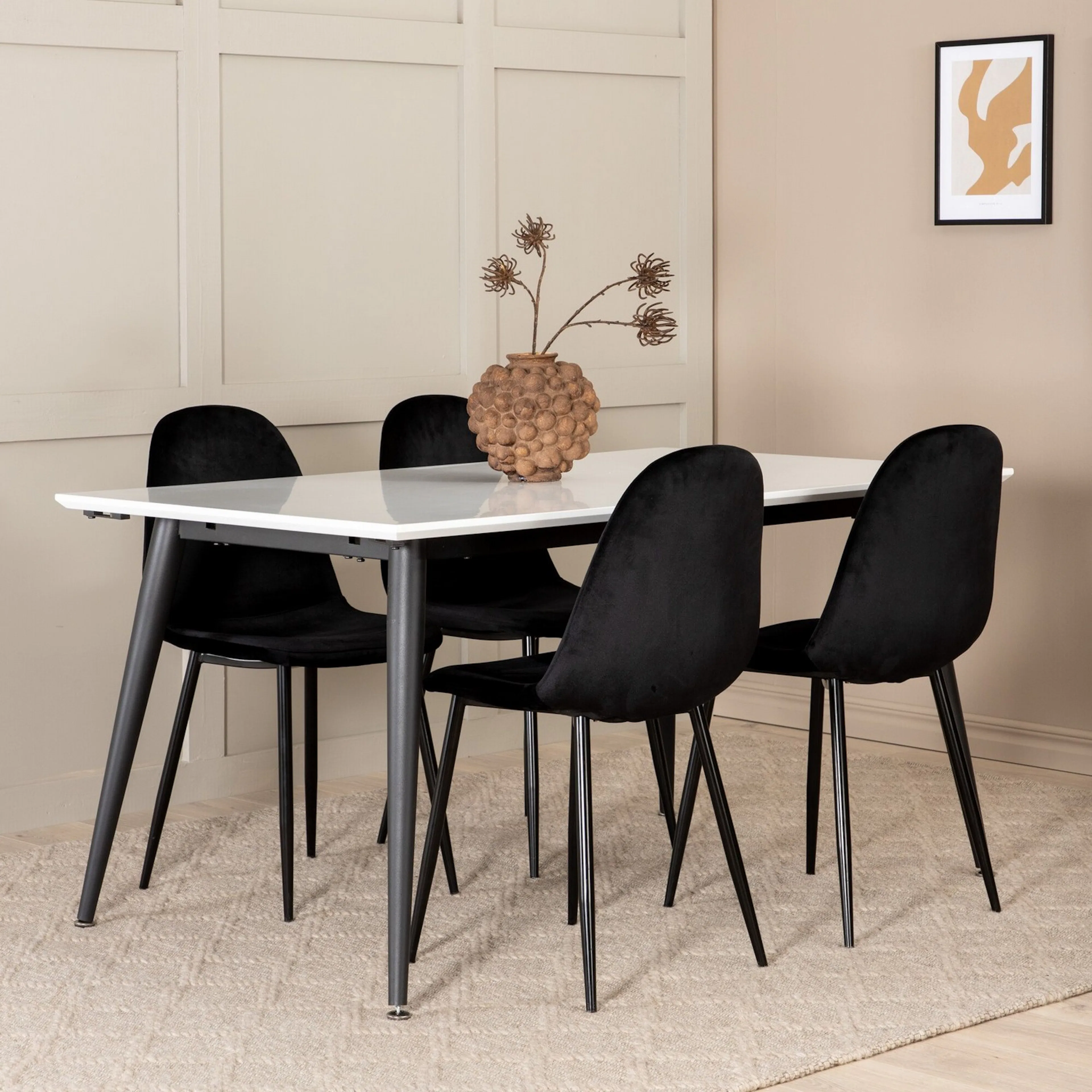 Spisegruppe Venture Home Jolie med 4 Pobbie Stoler Metall