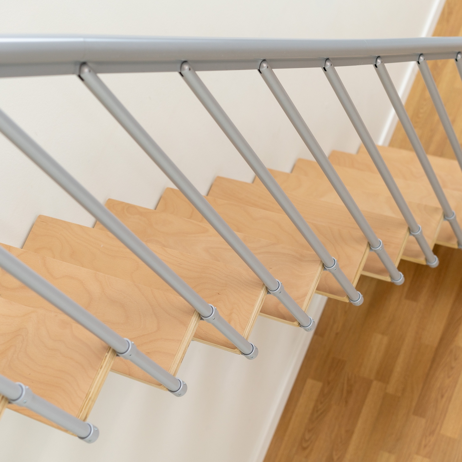 DALLAS Spartrappa Onebox rak pearl grey Grå