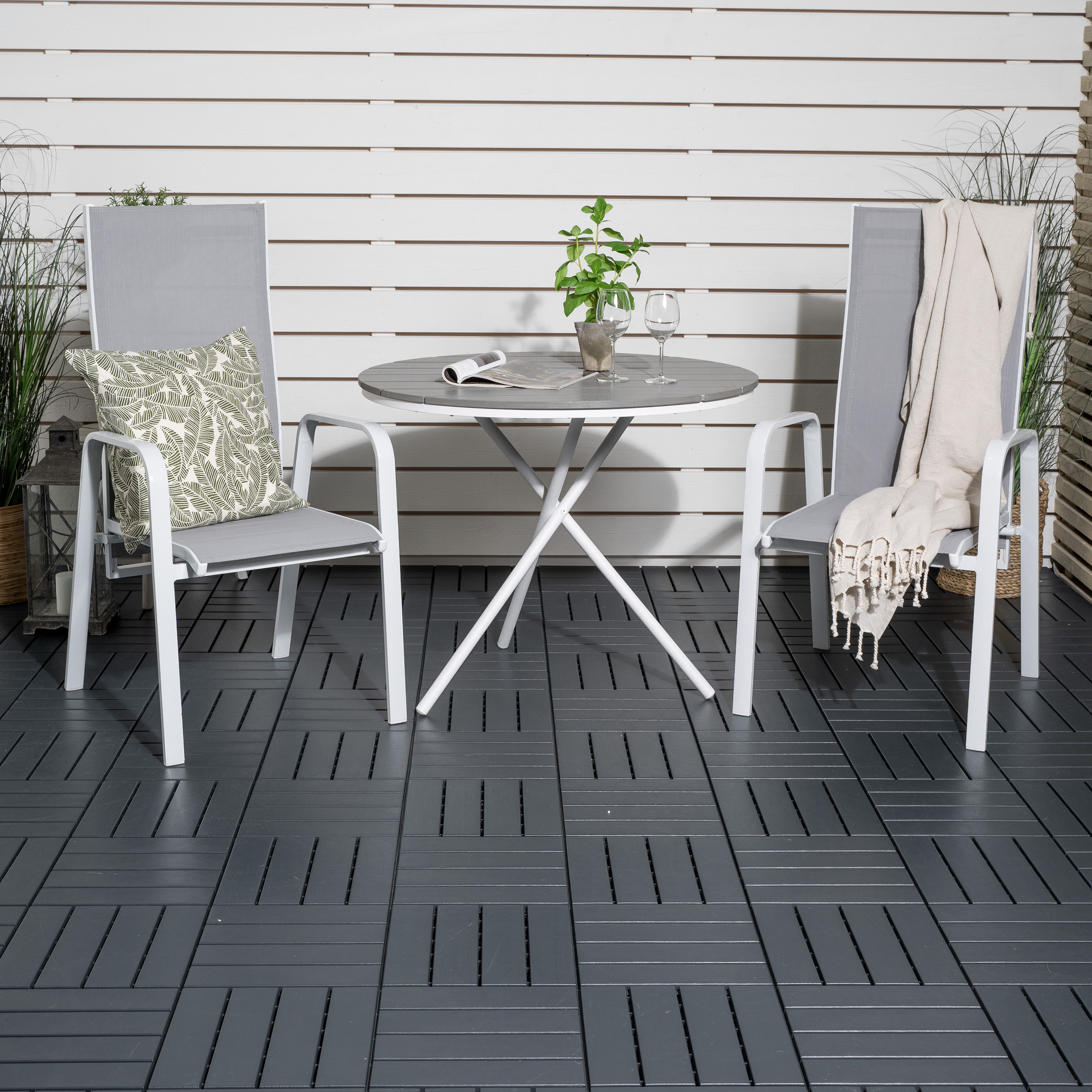 Cafégruppe Venture Home Pincy Ø 90 med 2 Copacabana Stoler