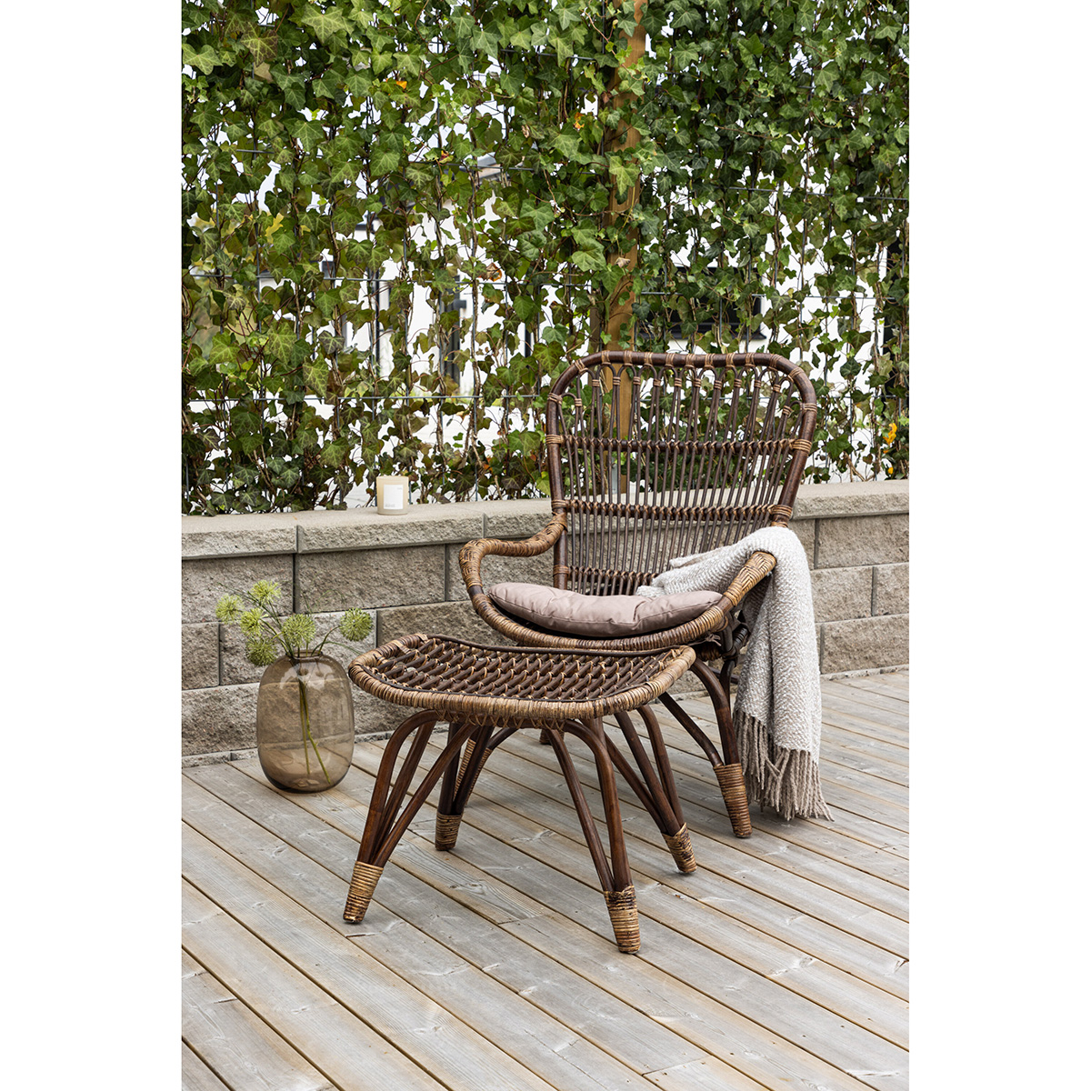 Ella Loungechair Rattan - Dark walnut / Beige - Ersätter 610 Farge: Dark Walnut