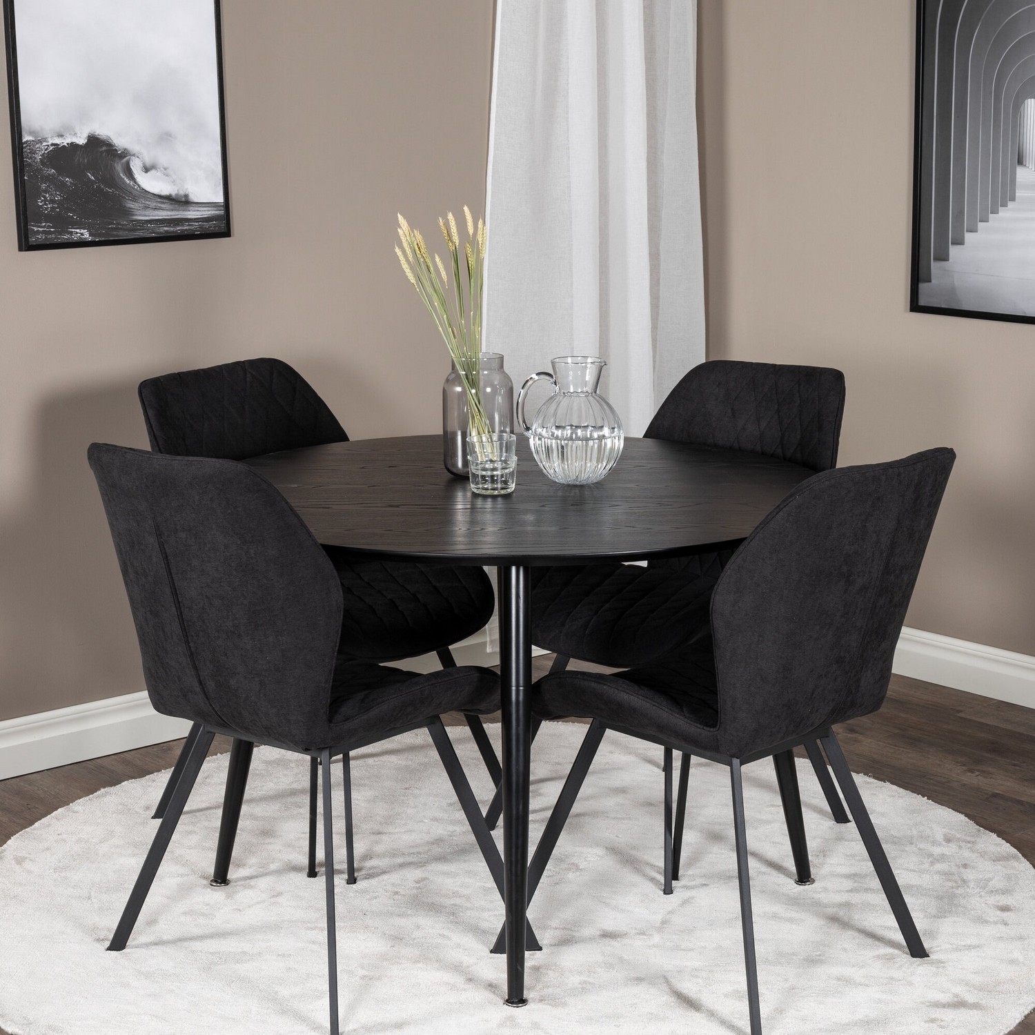 Spisegruppe Venture Home Dipp Ø115 cm med 4 Gemma Stoler