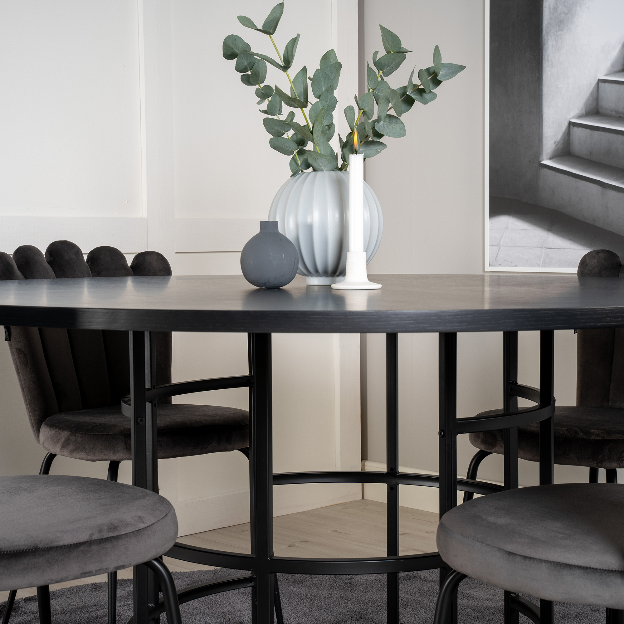 Spisegruppe furniture/fashion Copenhagen med 4 Grå Limhamn Light Stoler