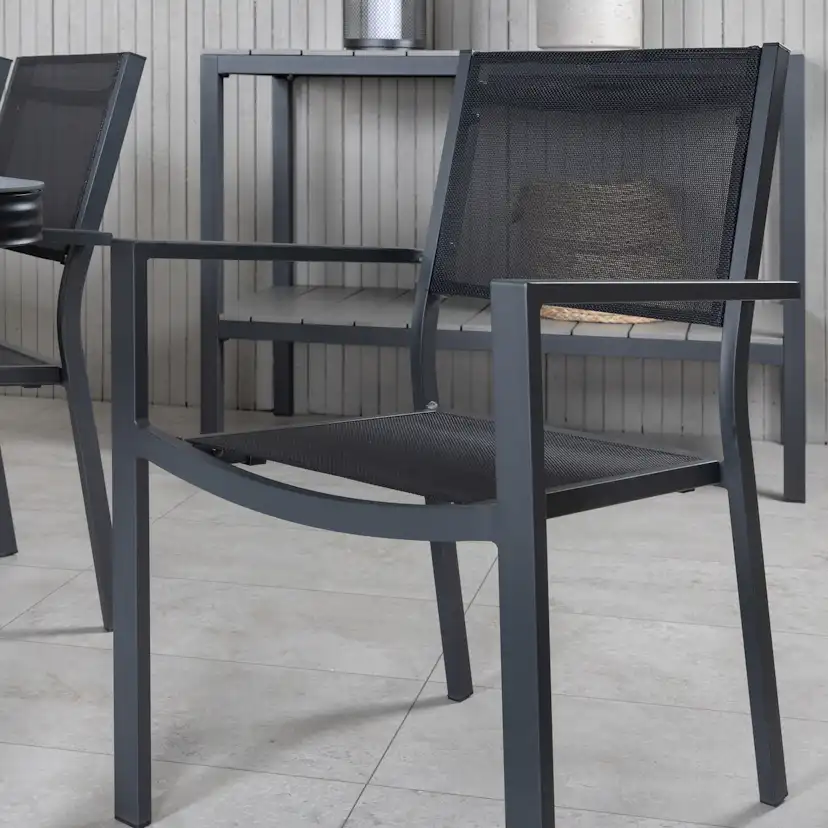 Spisegruppe Venture Home Vyn med 6 Curz Stablebare Spisestoler