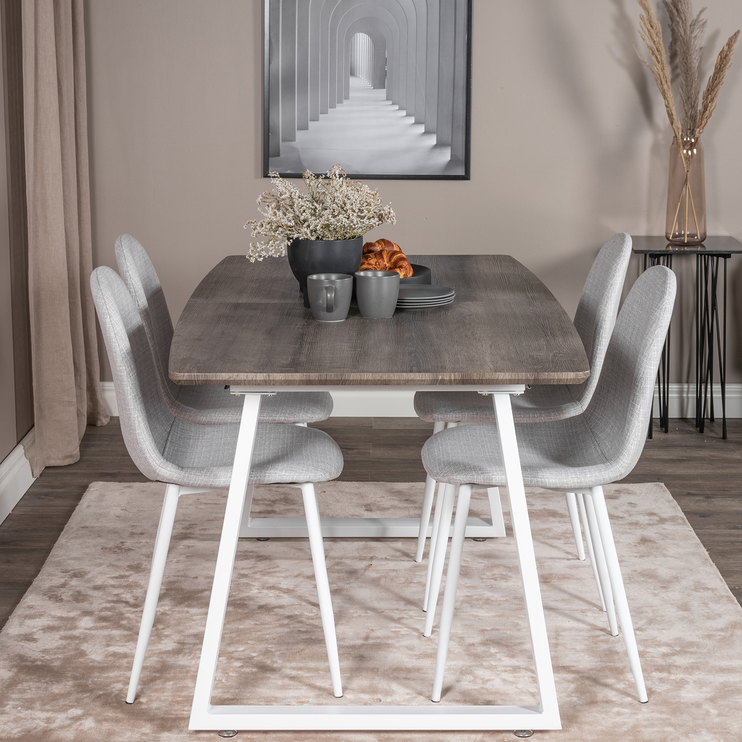 Spisegruppe Venture Home Ina med 4 Pobbie Stoler Polyester