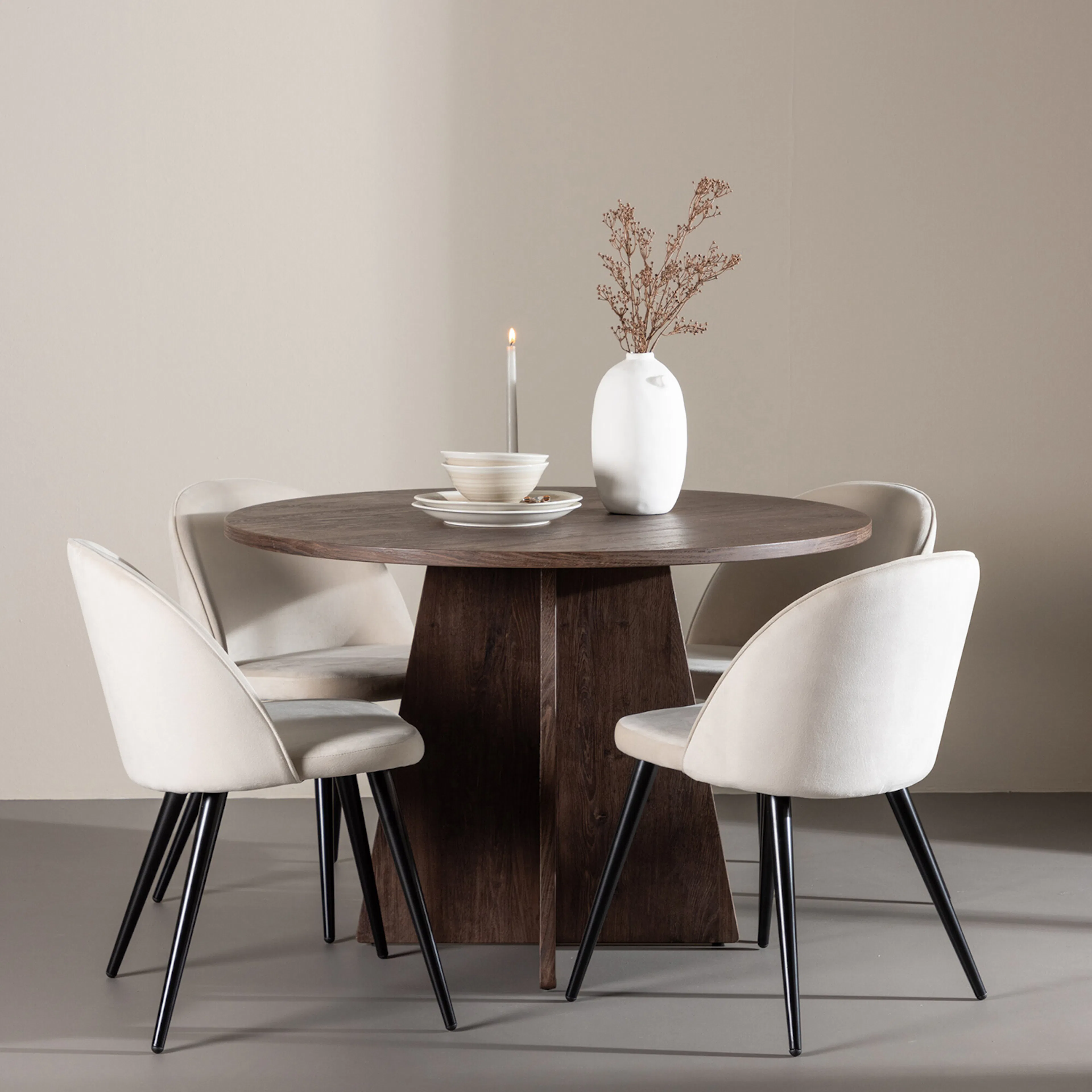 Spisegruppe Venture Home Bootcut Ø110 med 4 stk Velvet Stoler Mocka/Beige