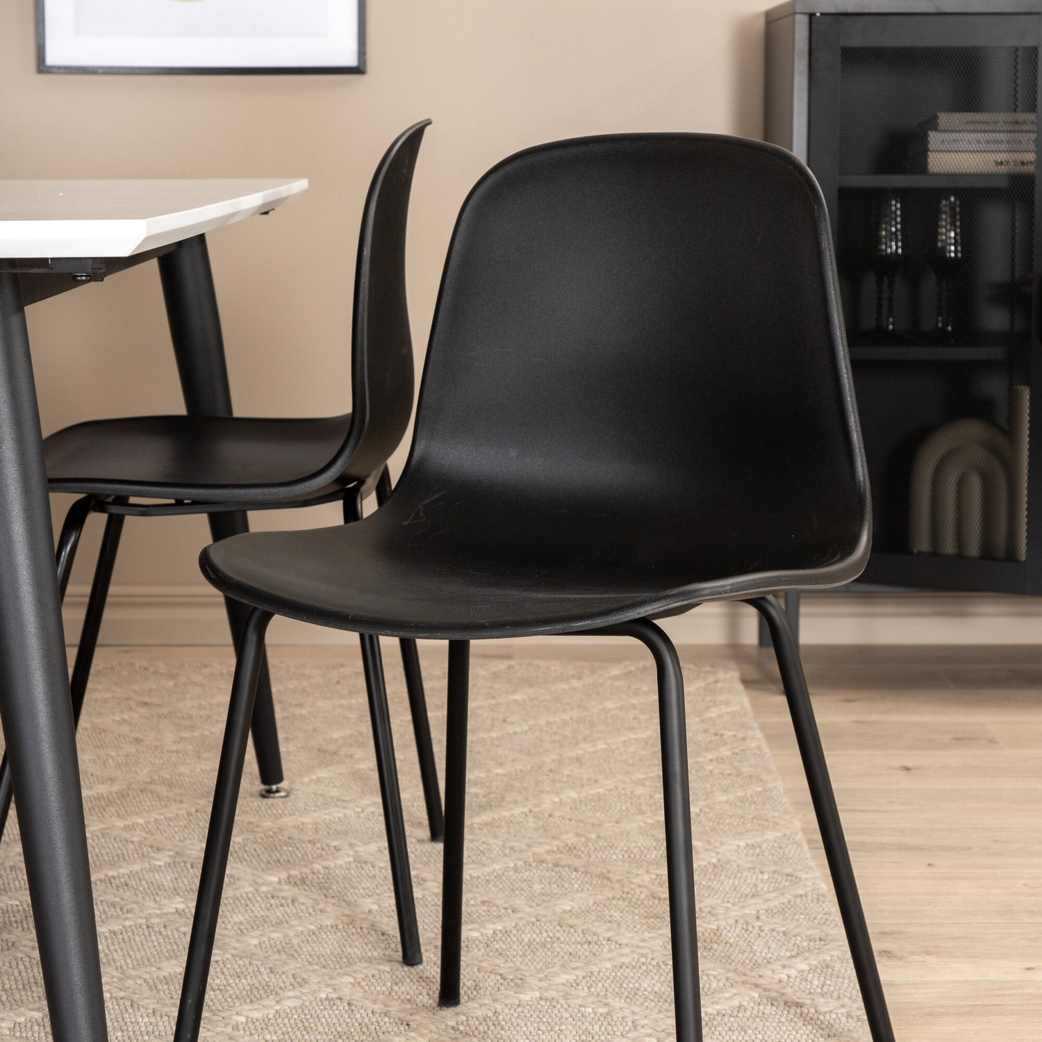 Spisegruppe Venture Home Jolie med 4 Ardi Stoler