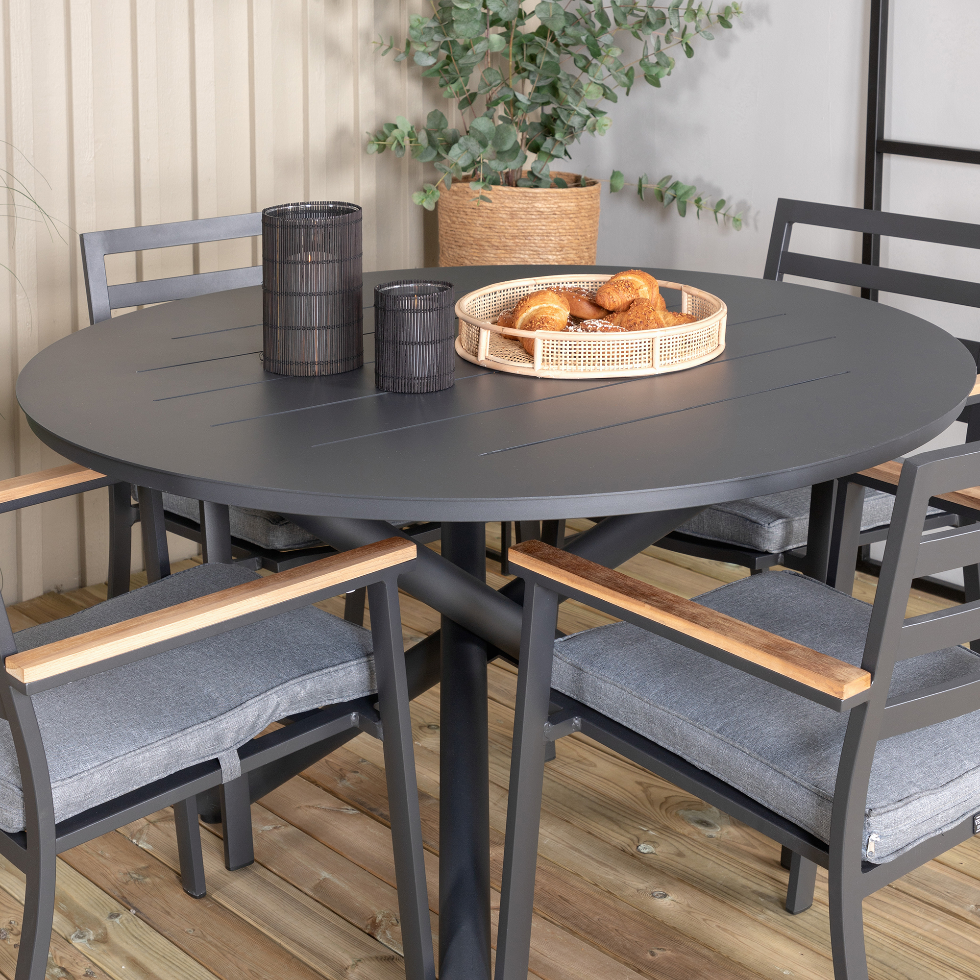 Spisegruppe Venture Home Ande med 4 Budy Spisestoler