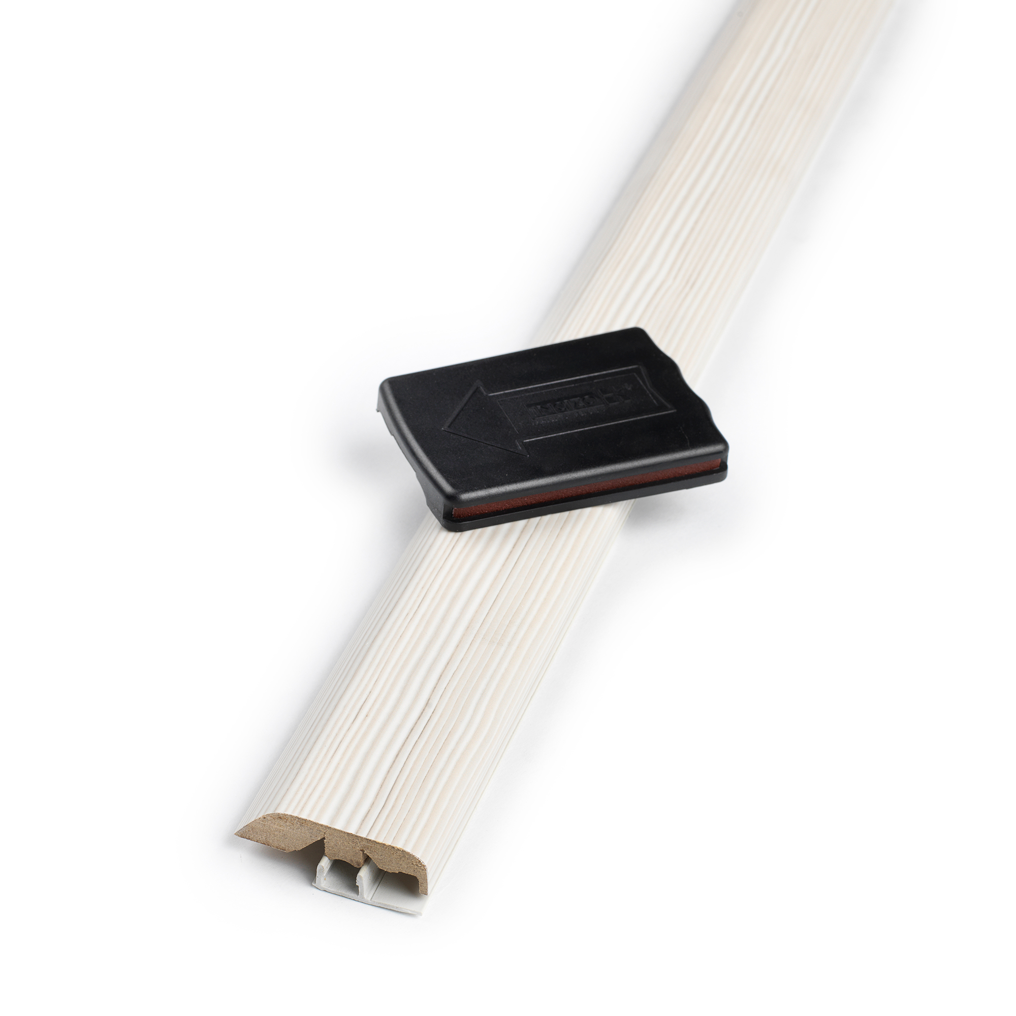 LIST 5-I-1 BØRSTET HVIT FURU MOD PL Brushed White Pine (03373)