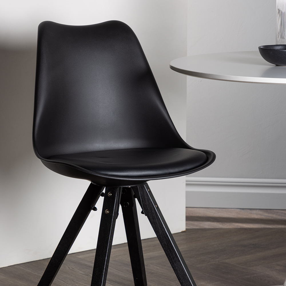 Spisegruppe Venture Home Hamden Ø80 cm med 2 stk Zeno Stoler