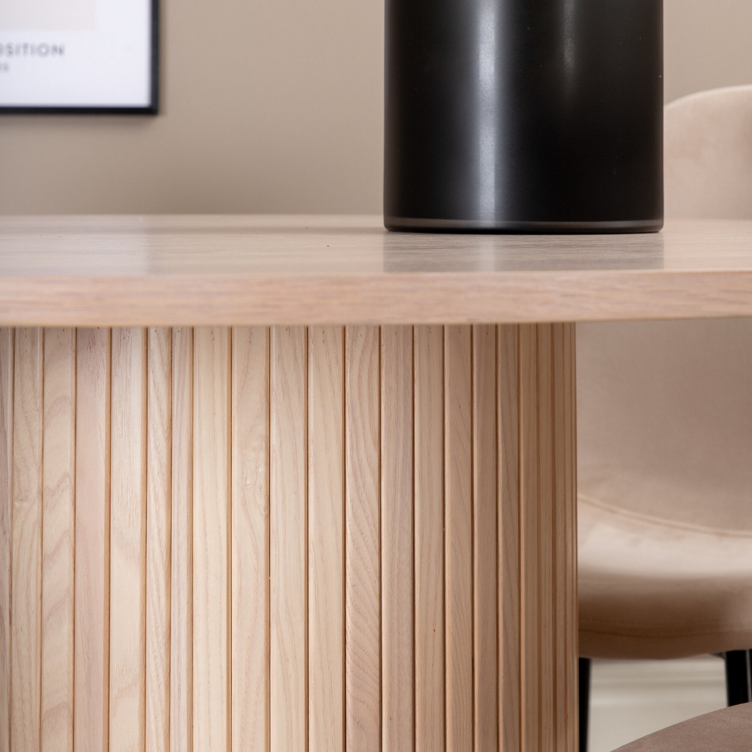 Spisegruppe Venture Home Bianca Rund Benhvit med 4 Pobbie Stoler