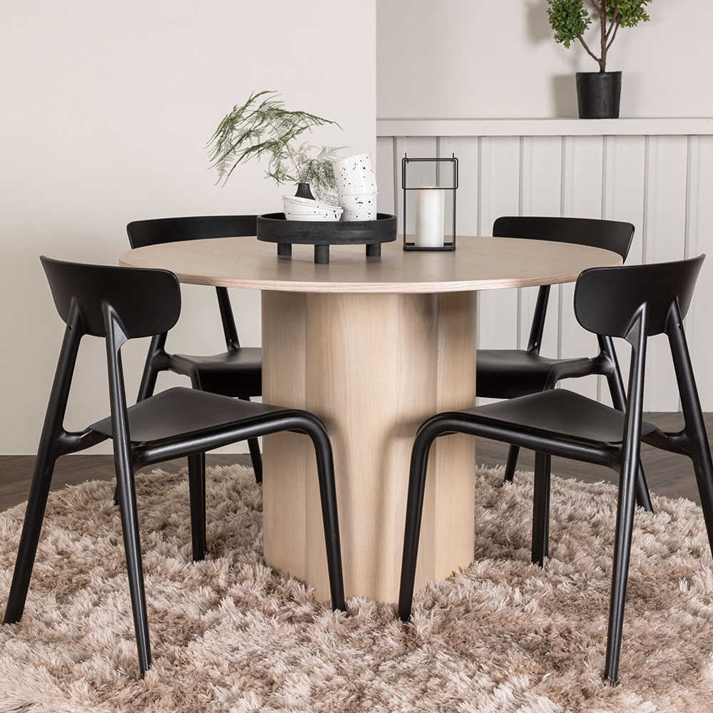 Spisegruppe Venture Home Olivia Ø 110 cm med 4 Ursholmen Stoler
