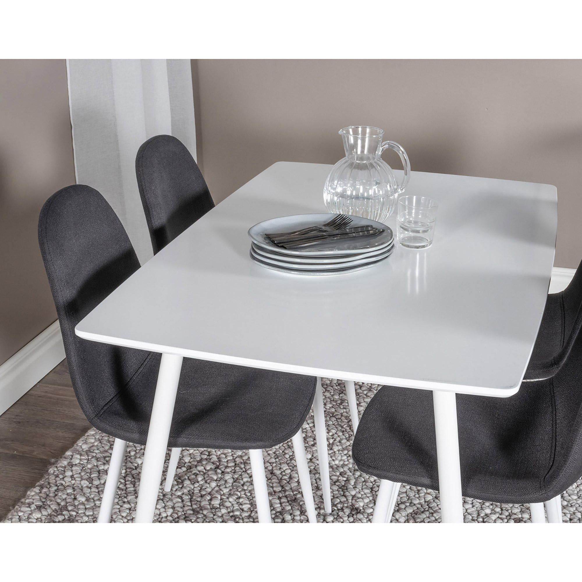 Spisegruppe Venture Home Pobbie med 4 Pobbie Stoler Hvit