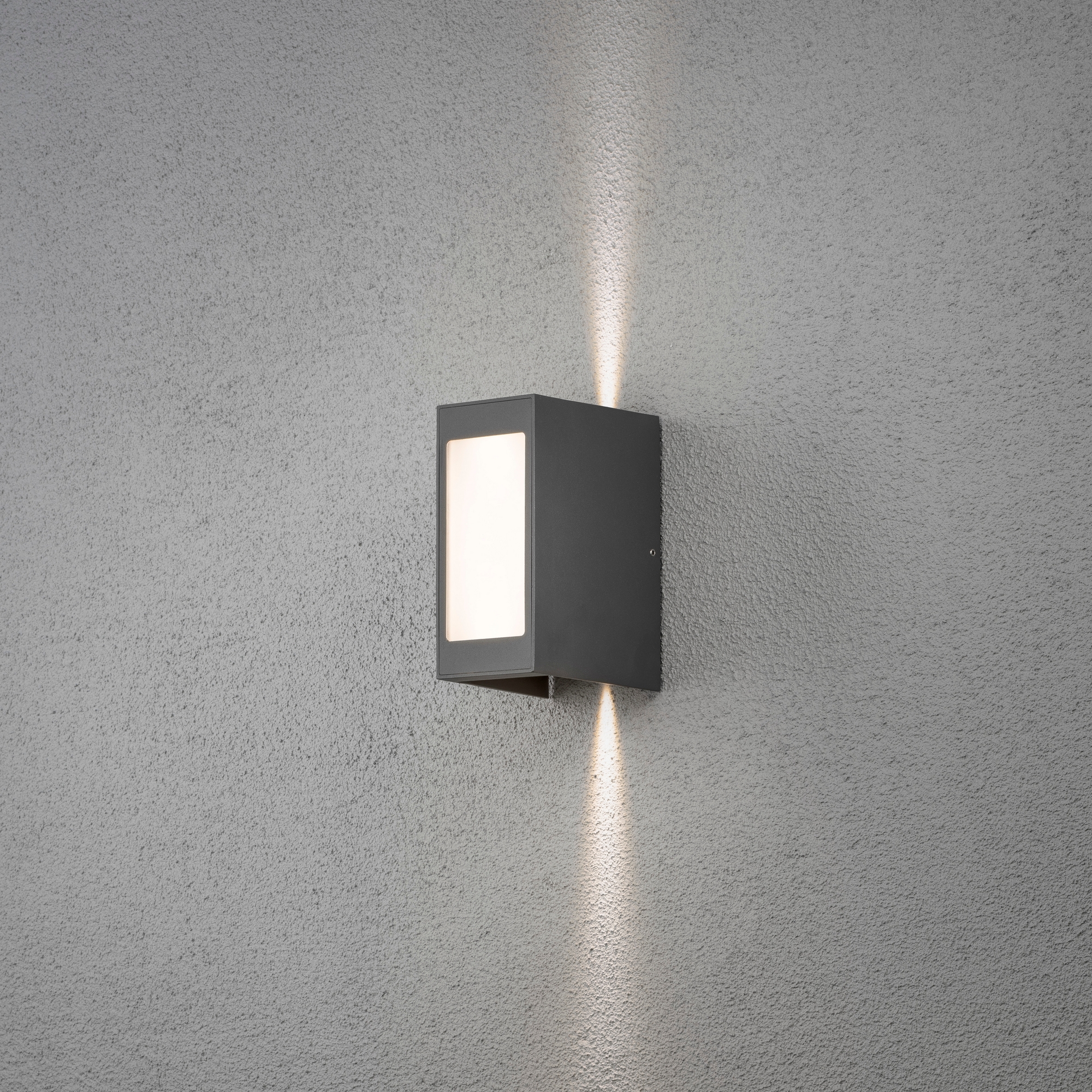 Vegglampe Gnosjö Konstsmide Cremona Opp/Ned/Frem 3X3W High Power LED