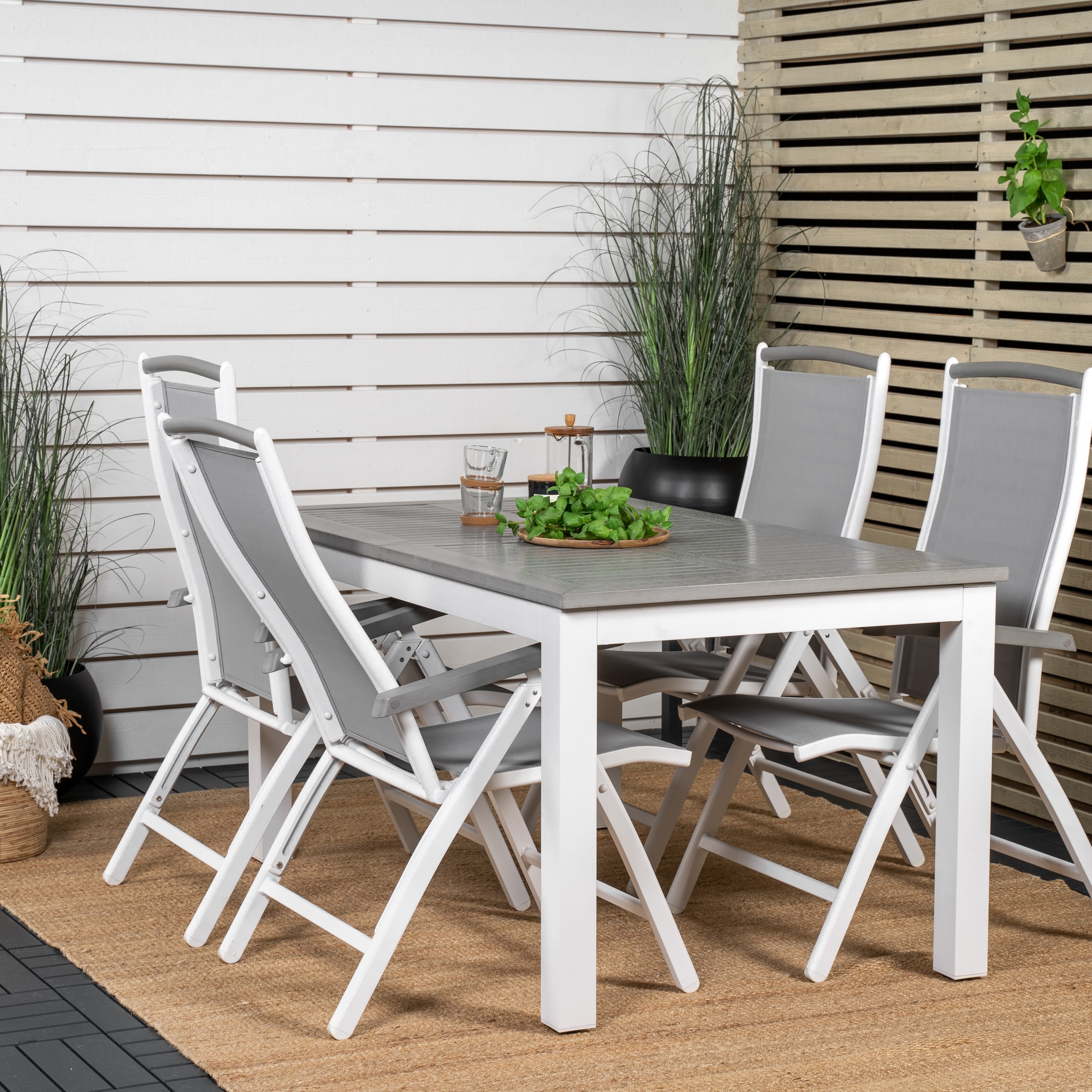 Spisegruppe Venture Home Aleyna 152/210 med 4 Stoler