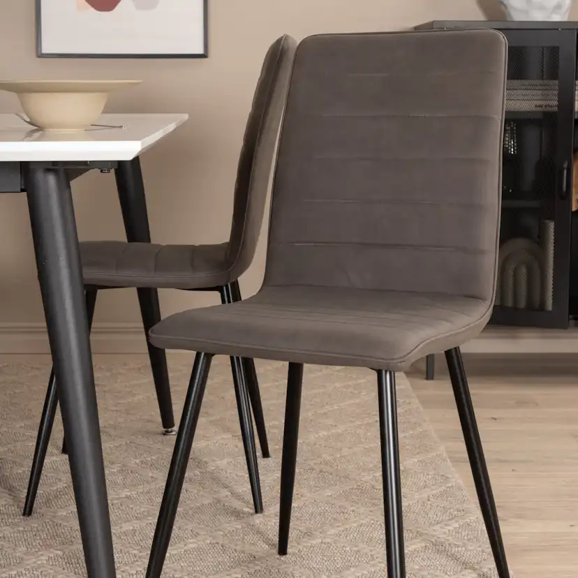 Spisegruppe Venture Home Jolie med 4 Walerina Stoler