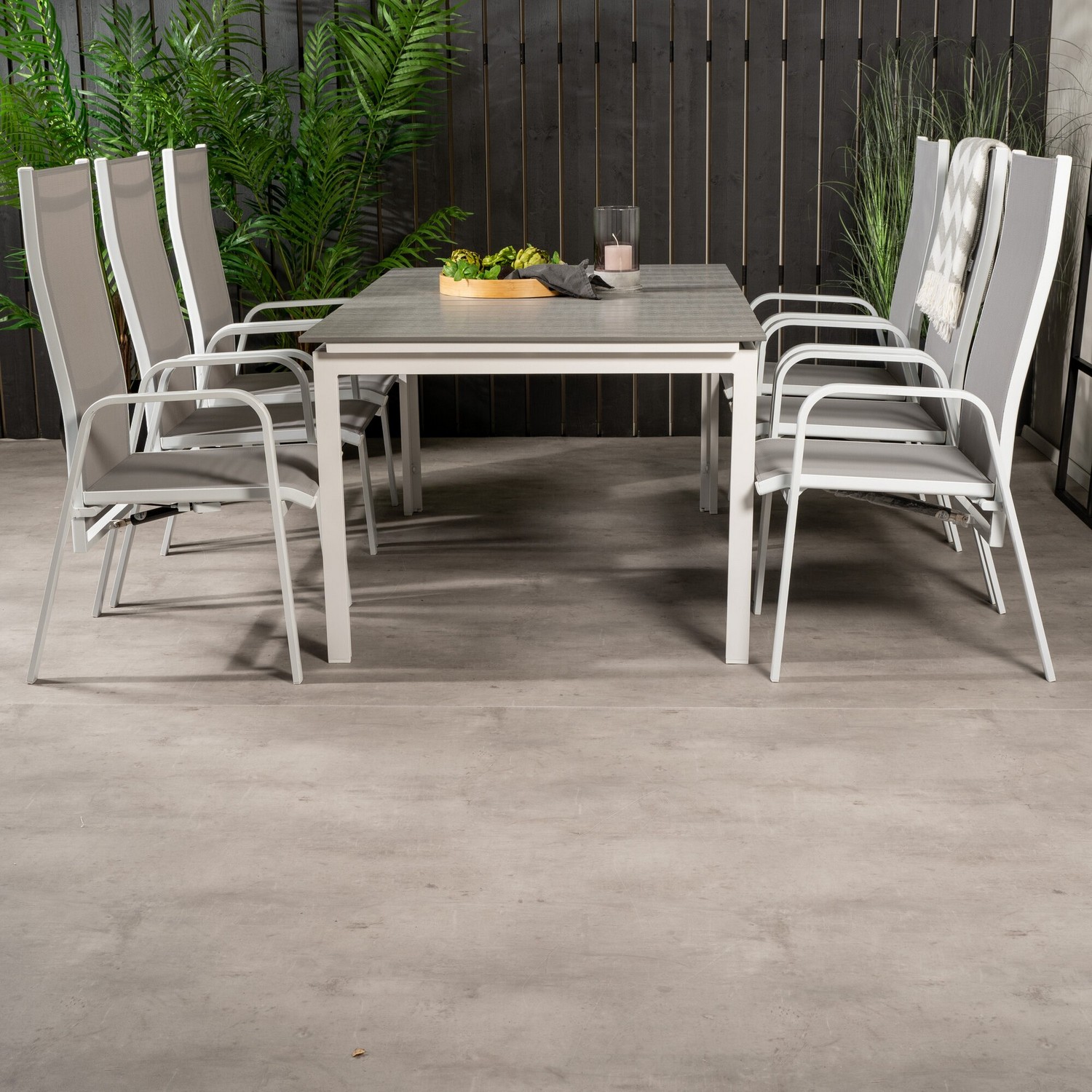 Spisegruppe Venture Home Lova 160/240 med 6 Copacabana Stoler