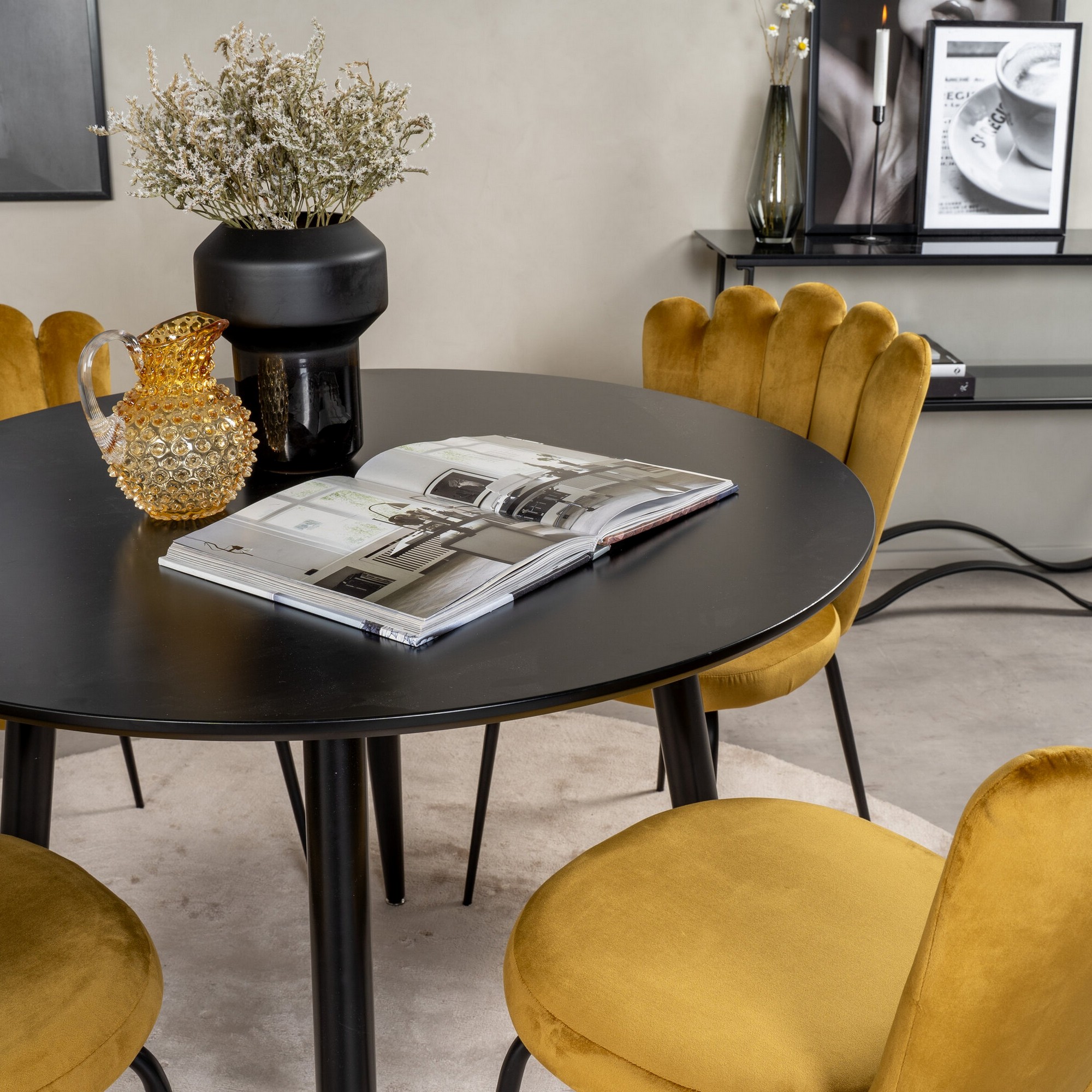 Spisegruppe Venture Home Plaza med 4stk Limhamn Stoler